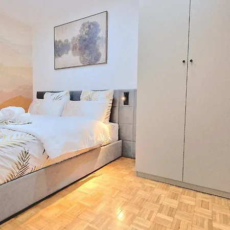 Apartmán T3 2 Lits Terrasse Parking Centre St-etienne